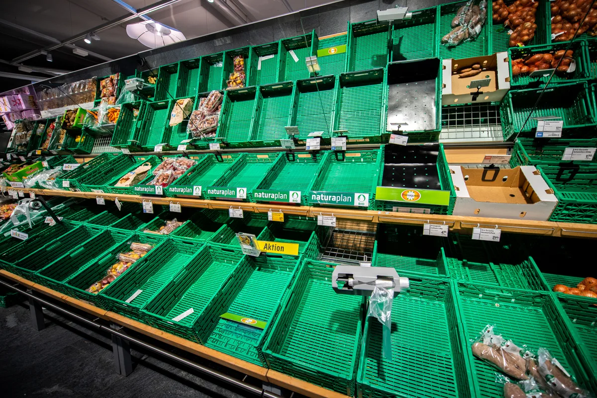 Leere Regale im Coop, Hinwil Center. 